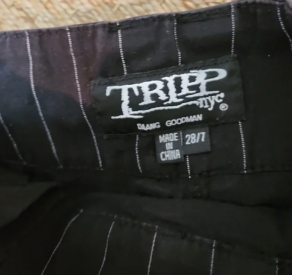 Tripp NYC Black Pinstripe Bondage Pants with Silver Hardware Size 28 - Picture 7 of 7